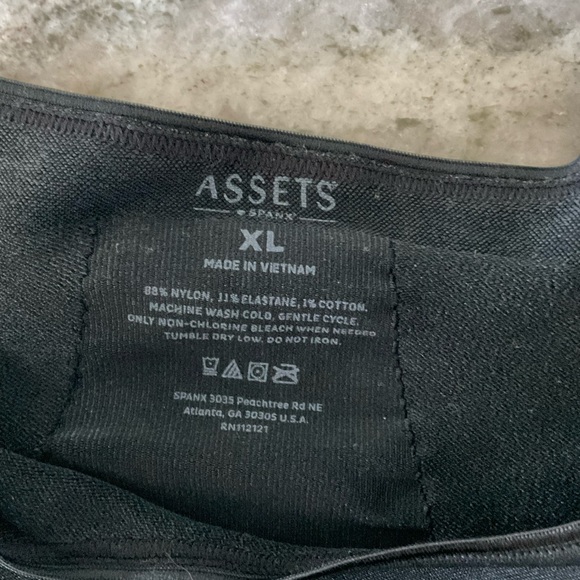 Spanx open-bust mid thigh bodysuit shapewear size XL - Picture 6 of 6